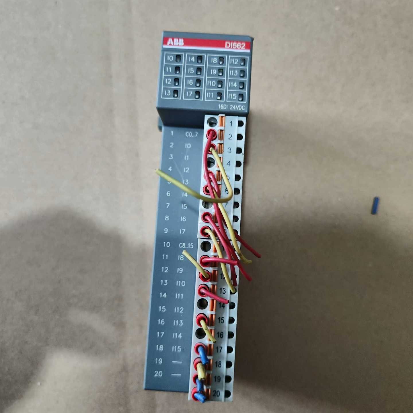 PLC模块DI562B2，成色9成新，自询价