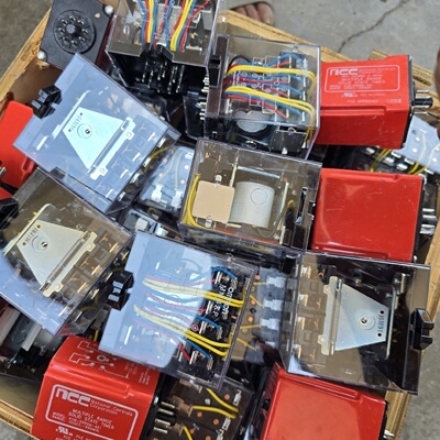 欧姆龙继电器MM4XPMM2XP散新线圈直流220议价