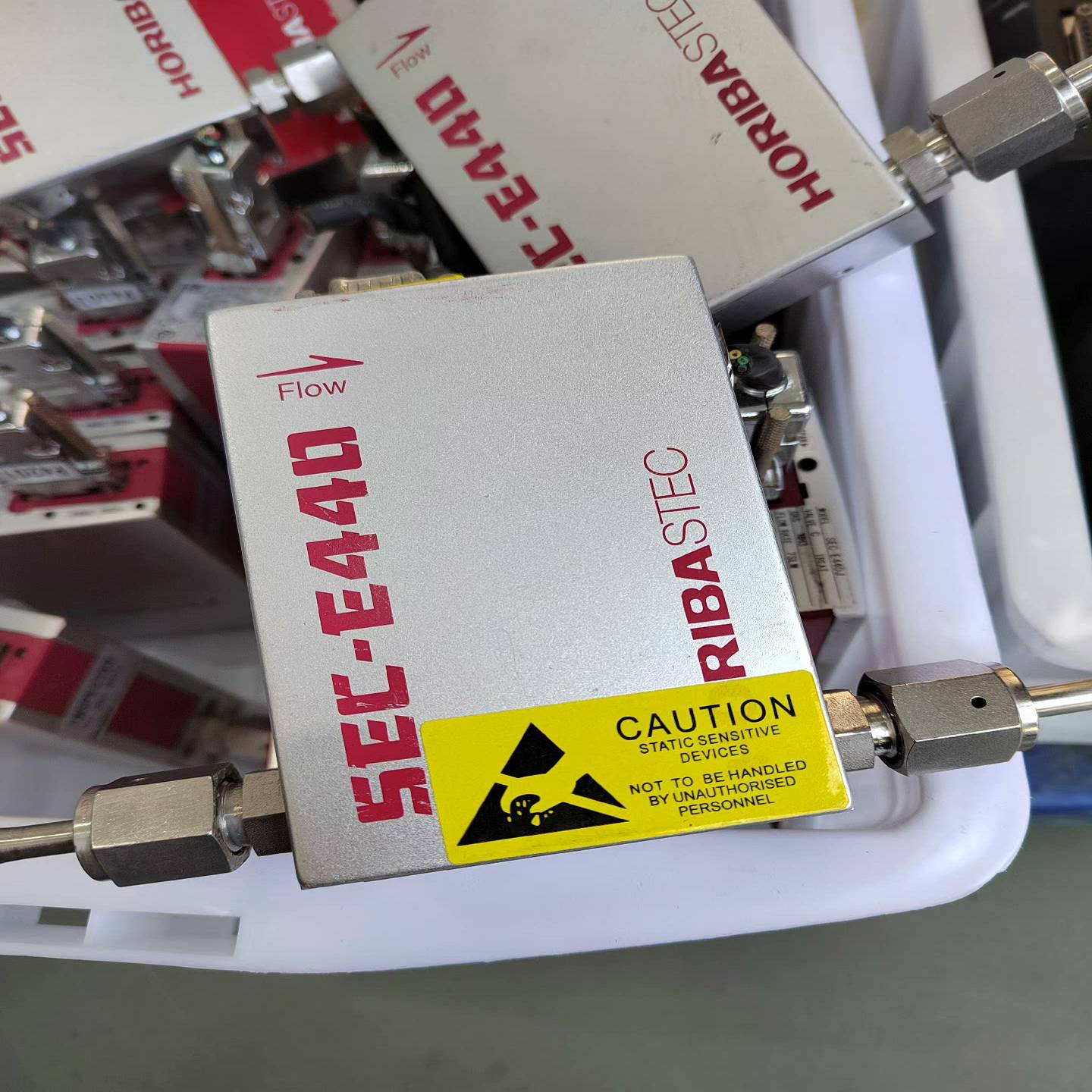 horiba流量计SEC-E440J，气体NH3，7SLM，--议价商品