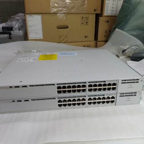 思科 C9200-24P-A 24口千兆POE交换机 成色几-议价