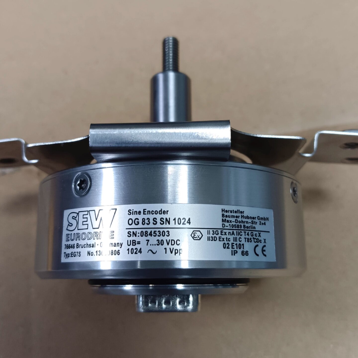 供应SEW编码器德国堡盟EG7S OG83SSN1024全新原装正品电机旋转编