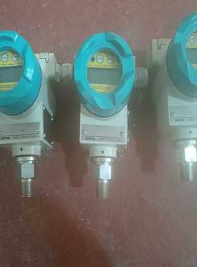 西纳SNNA流量计，实物如图所示，库存仪表。~议价