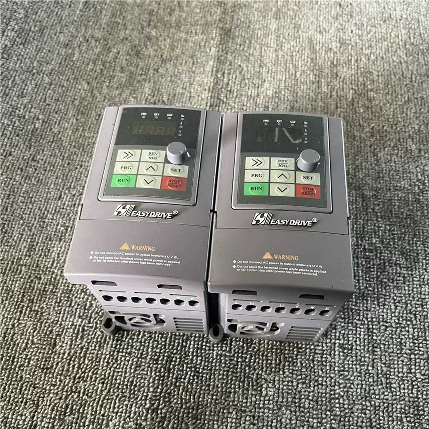 易驱变频器MINI-S-2S0007M 18 220V 0.(佳毅工控)