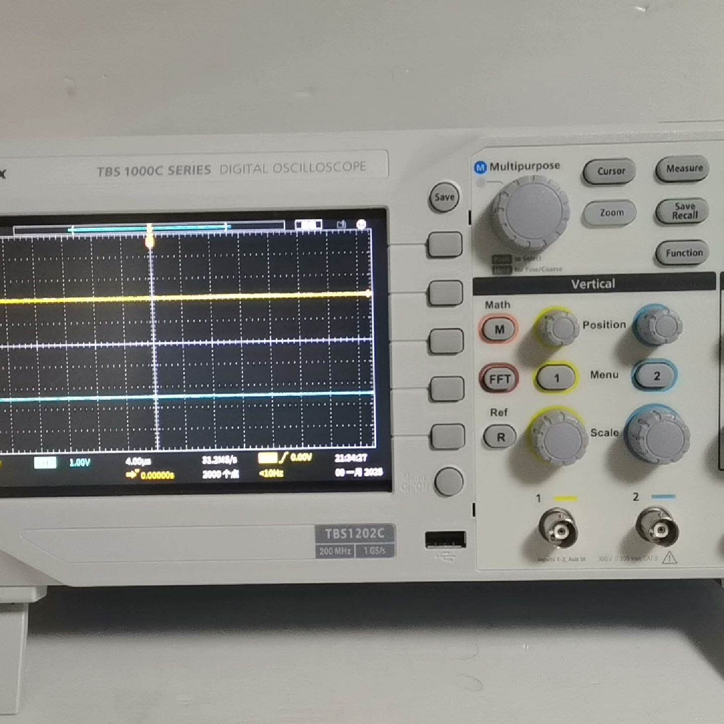 现货出一台泰克TBS1202C示波器，200MHz带宽，1G--议价商品