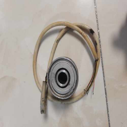 咨询-多摩川编码器TS2651N141E78，的，成色如图，D