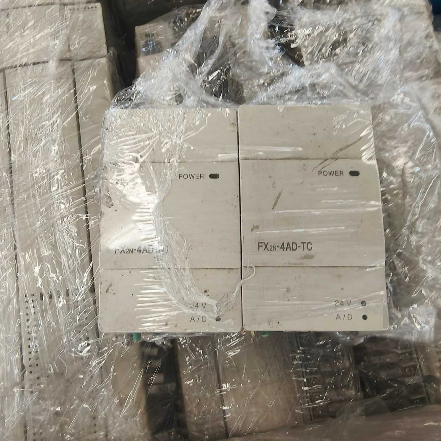 三菱FX2N-4AD-TC模拟量输入模块，24V供电，原装正-议价