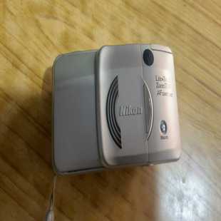 尼康zoom70w实物图 议价 没有电池