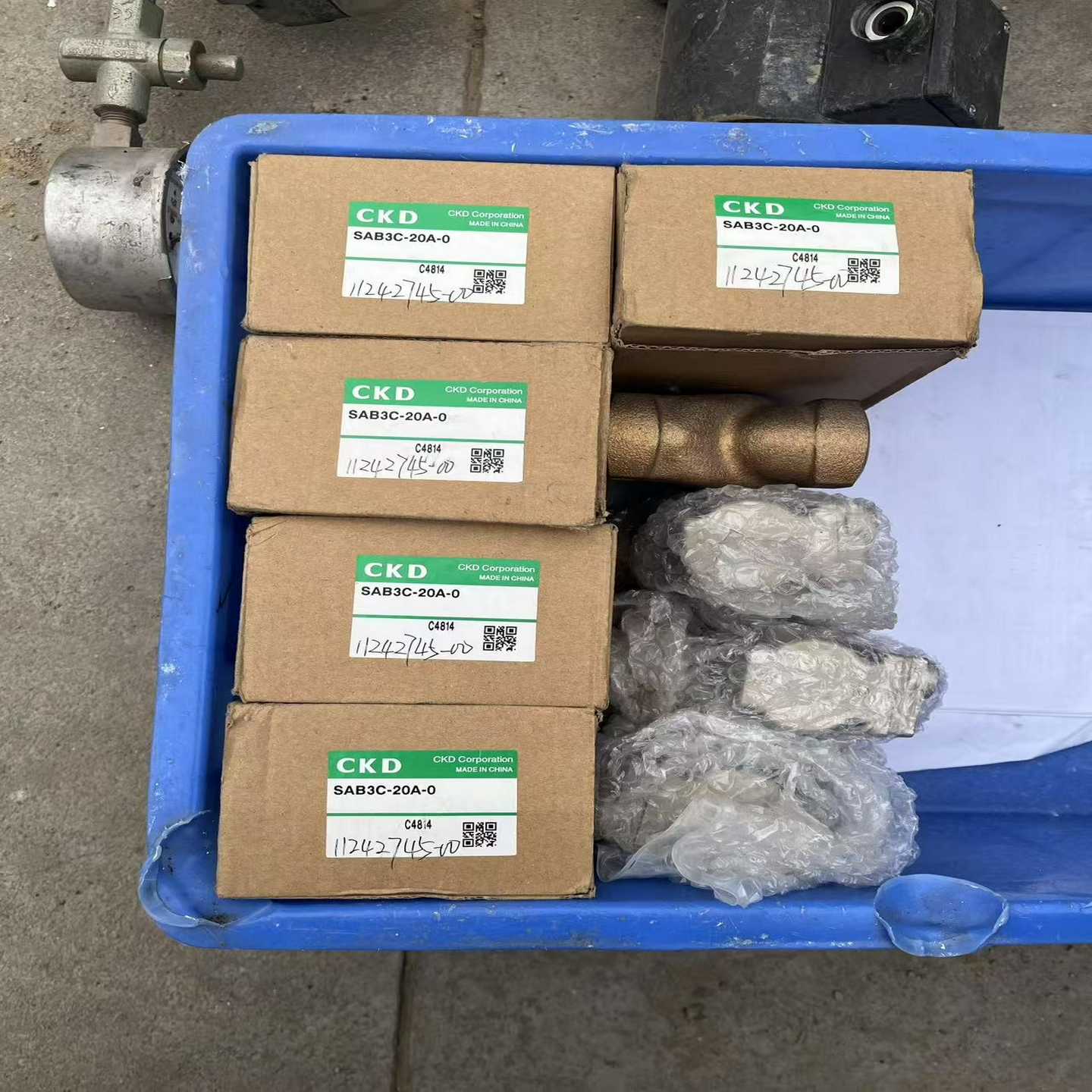 CKD电磁阀SAB3C-20A-0全新5个带包装4个无包装要