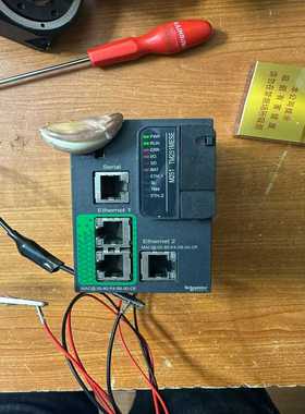 议价施耐德PLC模块TM251MESE一个。成色如图、八成新左右