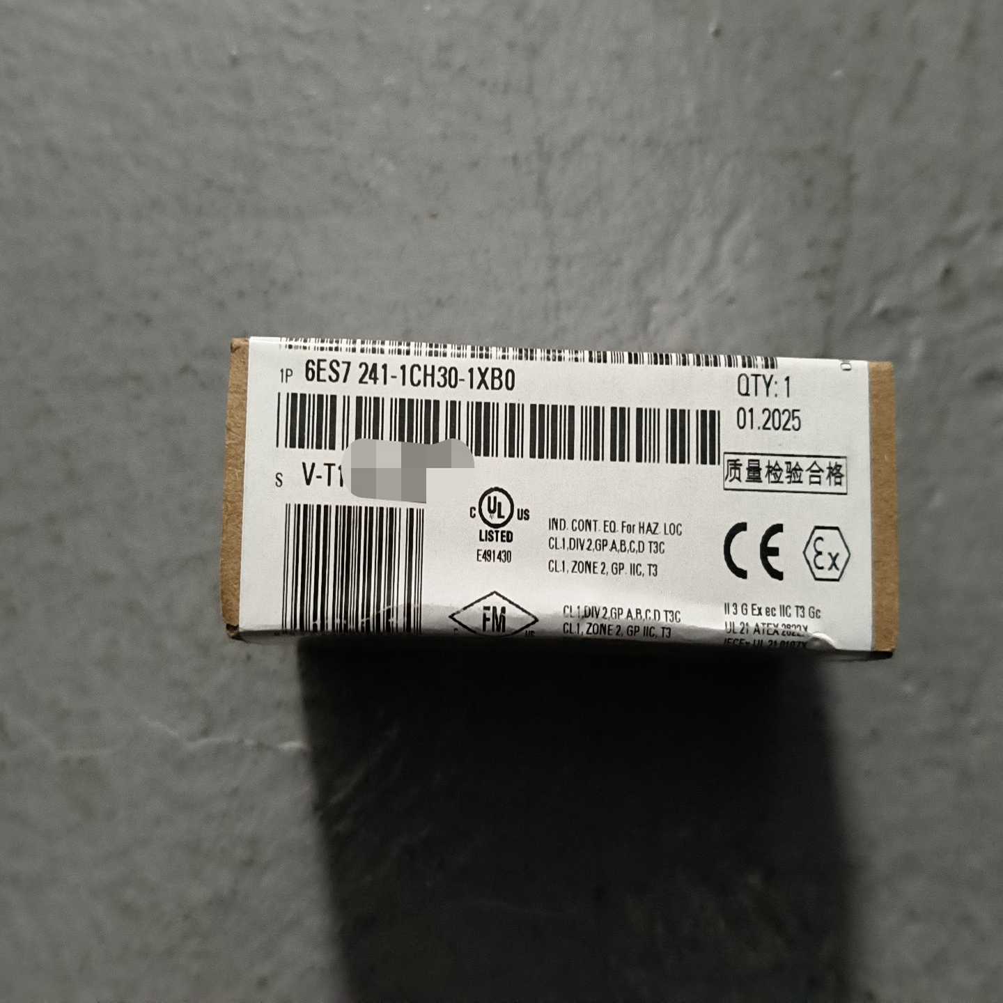 西门子6ES7241–1CH30–1XB0全新未拆封，正品--议价商品