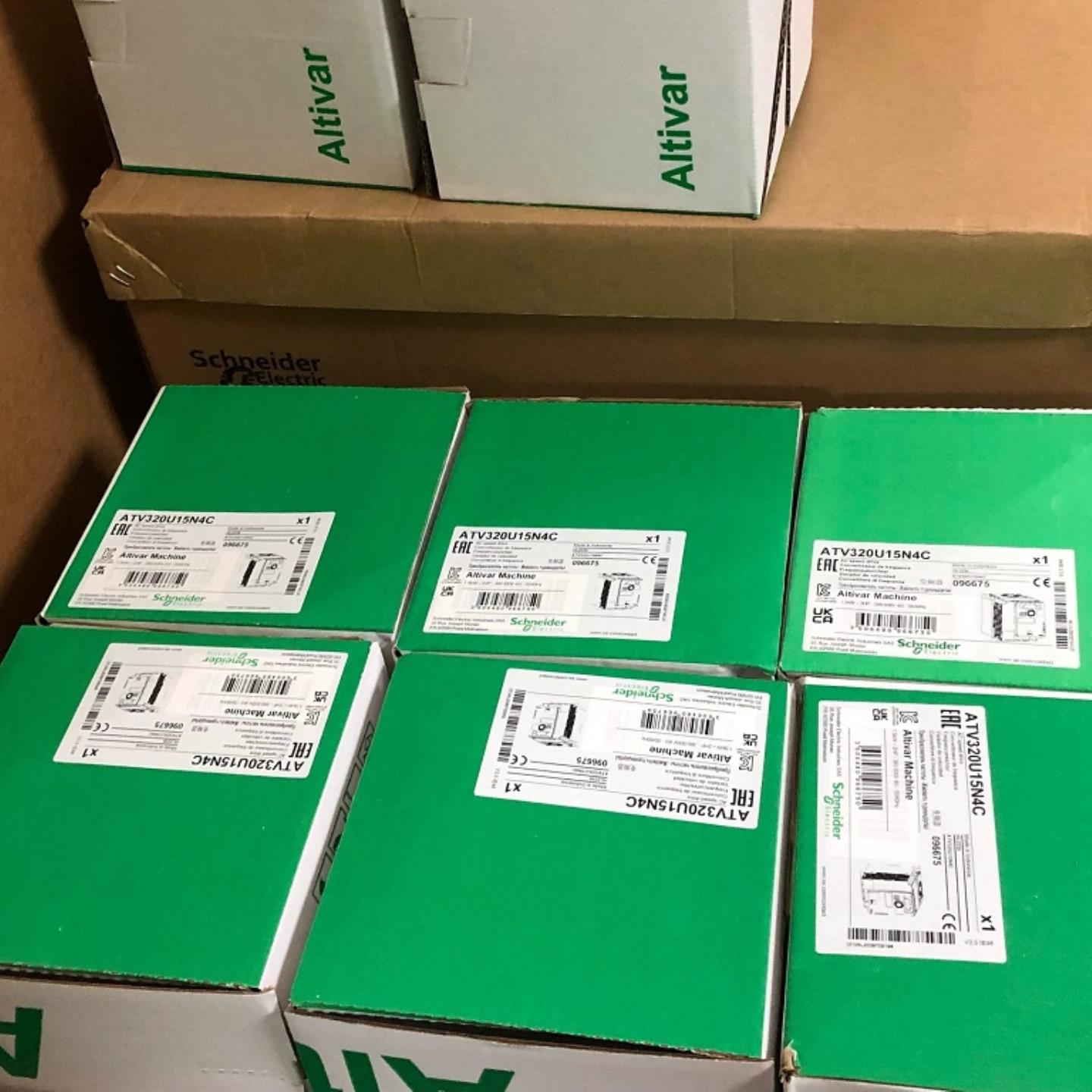 供应变频器 ATV320D15N4B 质保库存顺丰