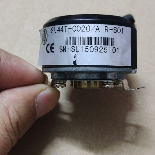 询-威玛编码器SL44T0020AR01注意外壳有破