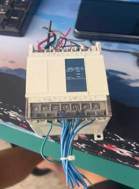 信捷PLCXC2-16T-E成色好，缺上端子盖询价