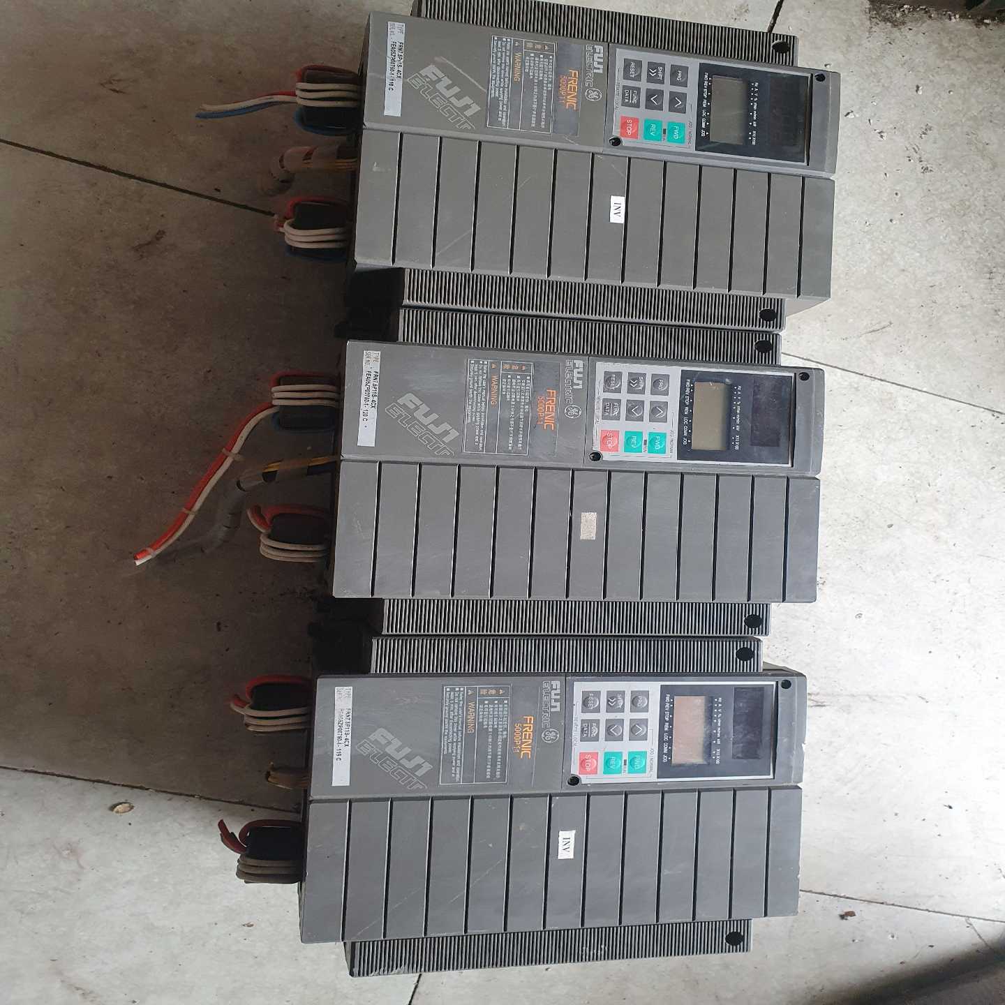 富士5000p117.5kw变频器frn7.5p11s设备--议价商品