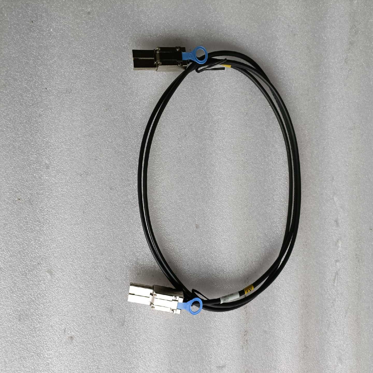 询价~惠普SAS线 Min-Min 2M 1X Cable AE4