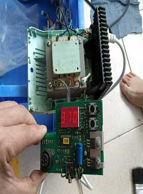 威乐pud81wsd81焊台，实物拍照，成色如图，通电询价