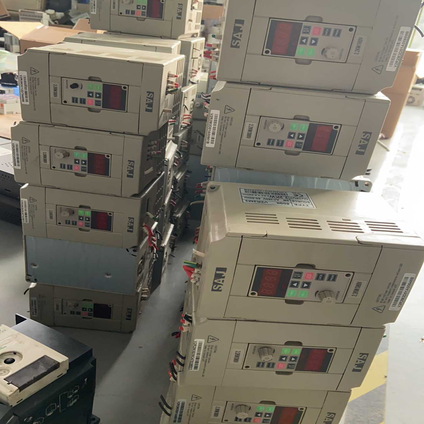 拆机成色漂亮的8000V2R2M3成色好实拍现货测-询价客服