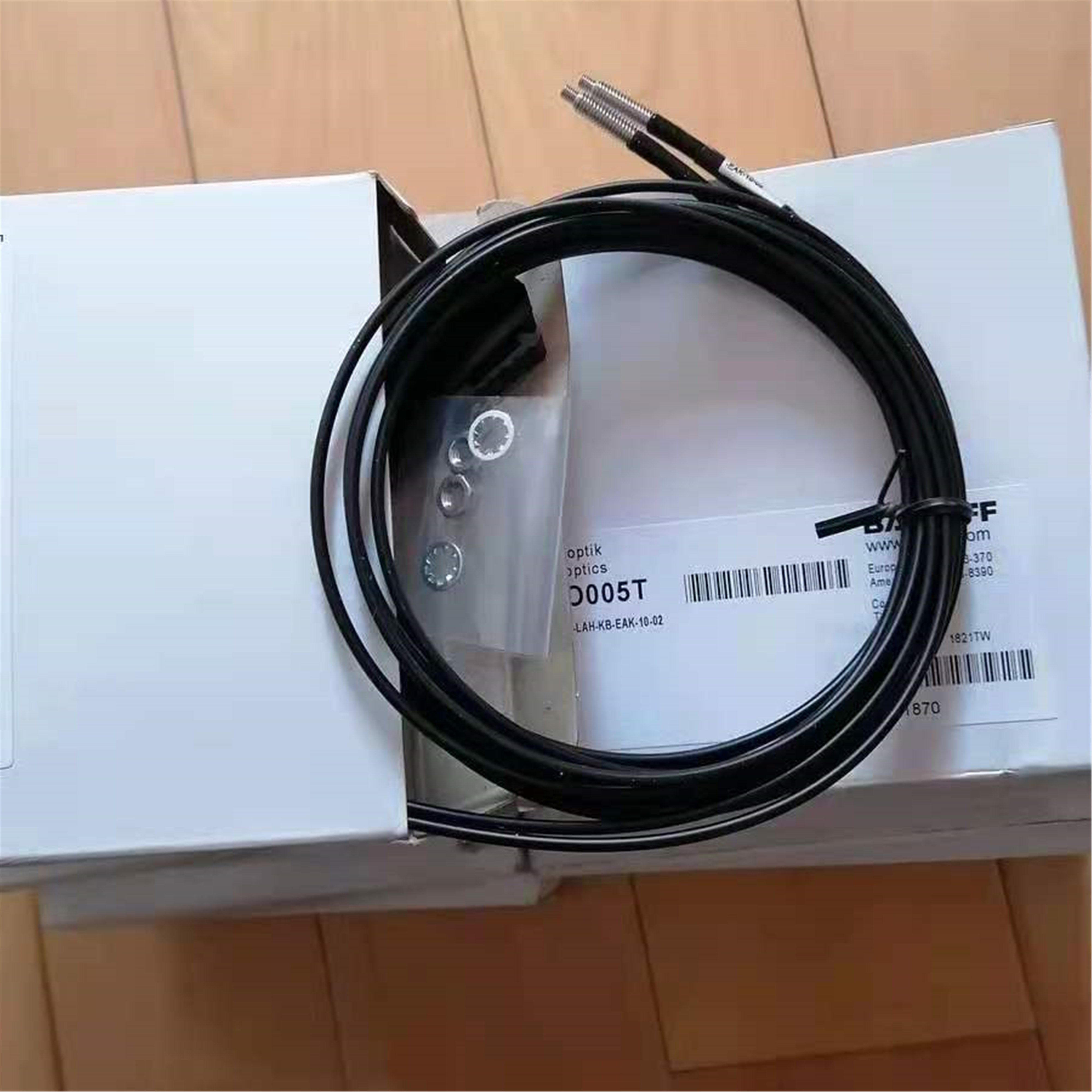 德国BALLUFF巴鲁夫BFO D22-LAH-KB-EAK-10-02现货BFO005T光纤探头