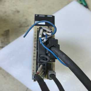 拆机 400w原装 2R8A01B002000 议价安川SGDV