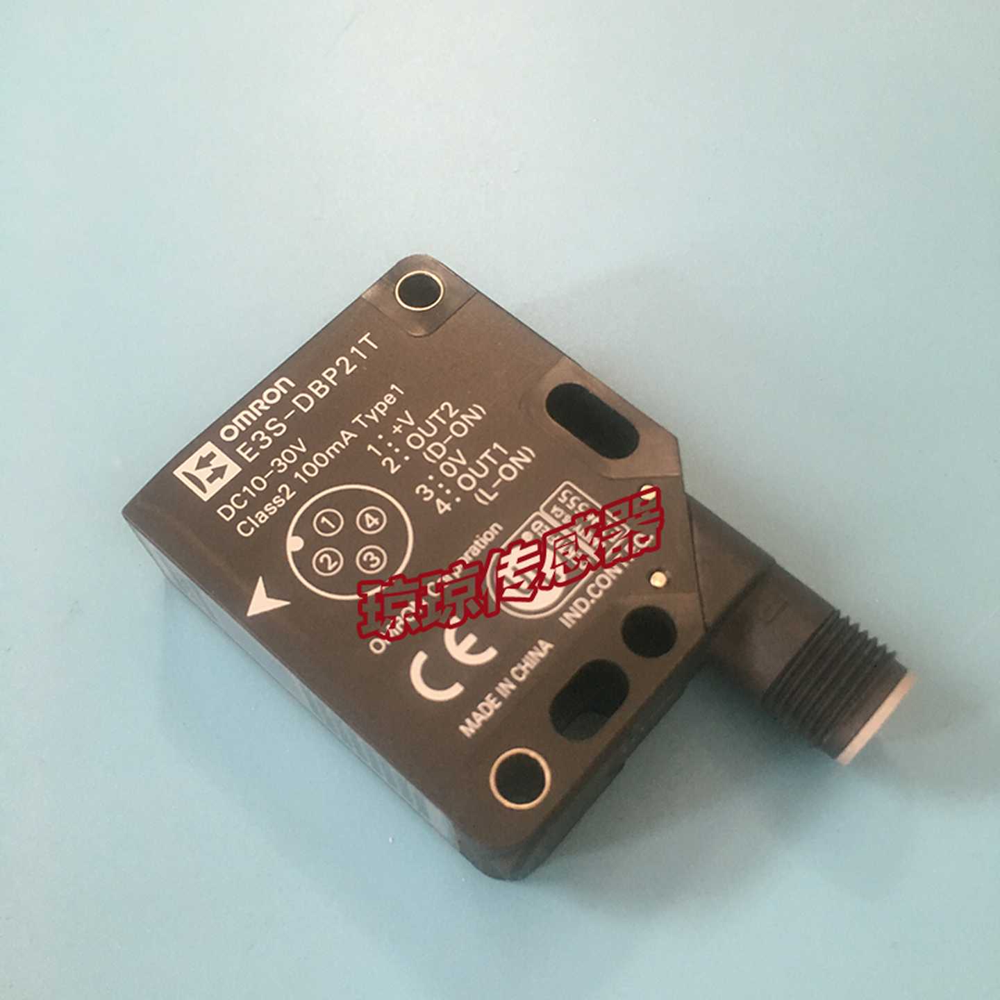 全新原装OMRONE3S-DBP21T回归反射型光电开关感测器M12接插件