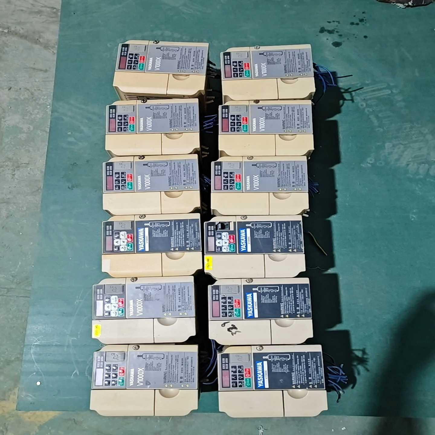 （议价）V1000X，V1000C变频器2.2KW，1.5K