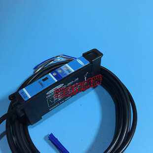 08001-1172-000-06美国邦纳光纤传感器放大器03401-1032-000-00