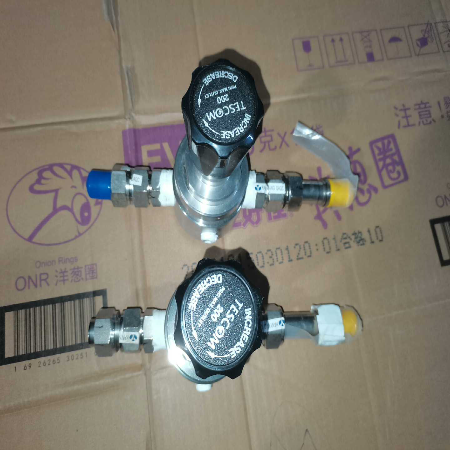 TESCOM44-3264H2122-636阀（零零电子）