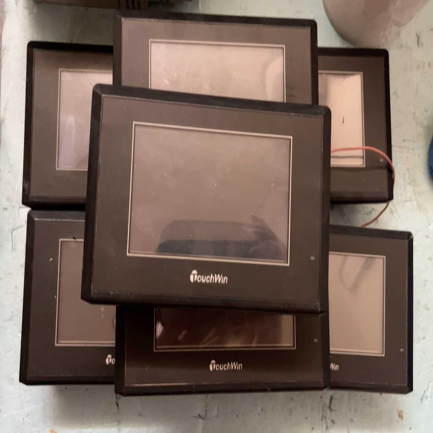 TH465-MT，信捷触摸屏一台实物图，功能正常，询价