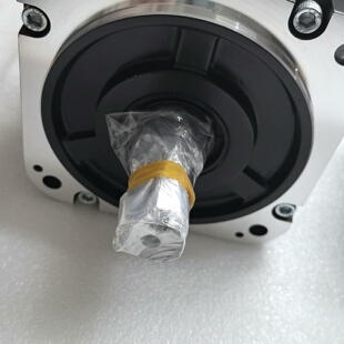 询 安川伺服电机SGM7G13A7C61库存多多欢迎咨询