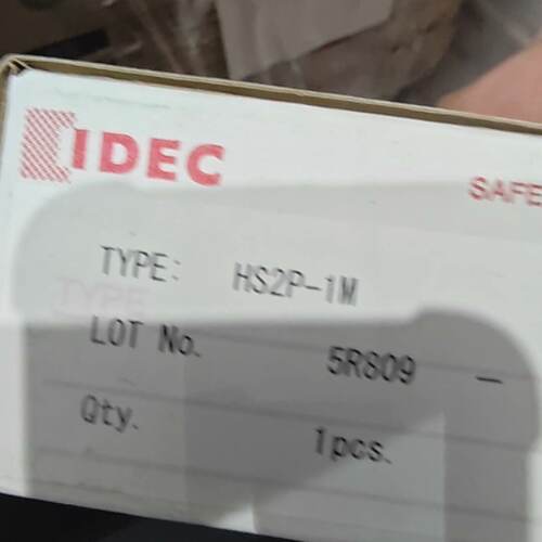 全新IDEC和泉安全开关HS2P-1M，。日本进口原装正品，-议价852