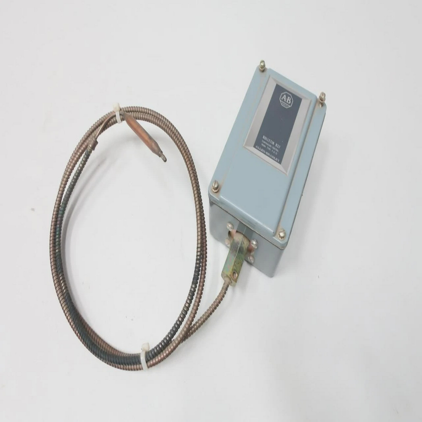 AllenBradley837-A6X706温度控制器140-290f600v-ac