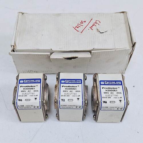 Ferraz Shawmut H300065  69URD32TTF0400 Protistor Fuse 690V A