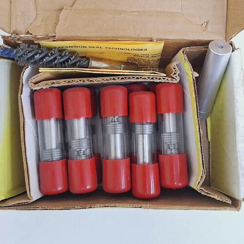 Expansion Seal Technologies P2740S PopAPlug II Kit10 plugs 1