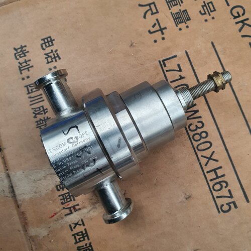 【询价】TESCOM 爱默生 手动隔膜阀有磕碰了价格300