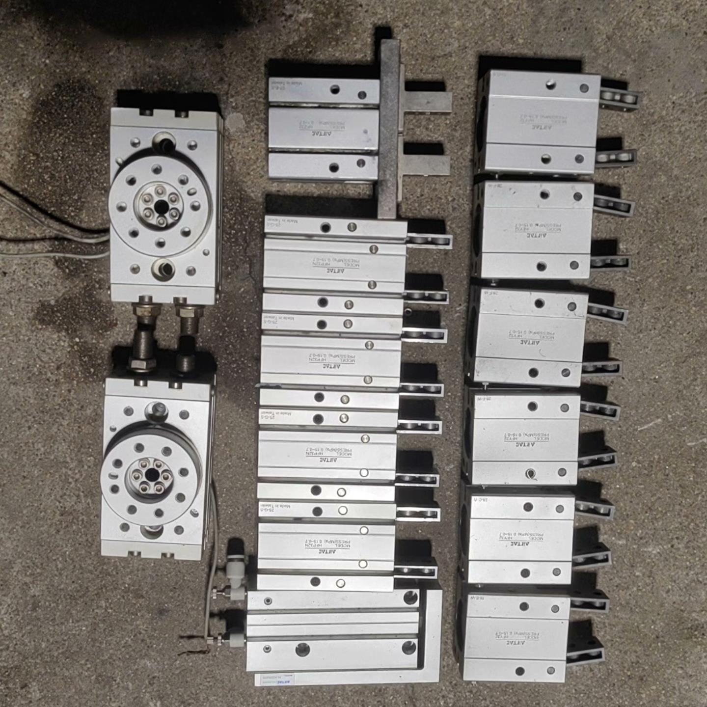 亚德克旋转气缸HRQ20，气爪HFP32N HFY32~询价
