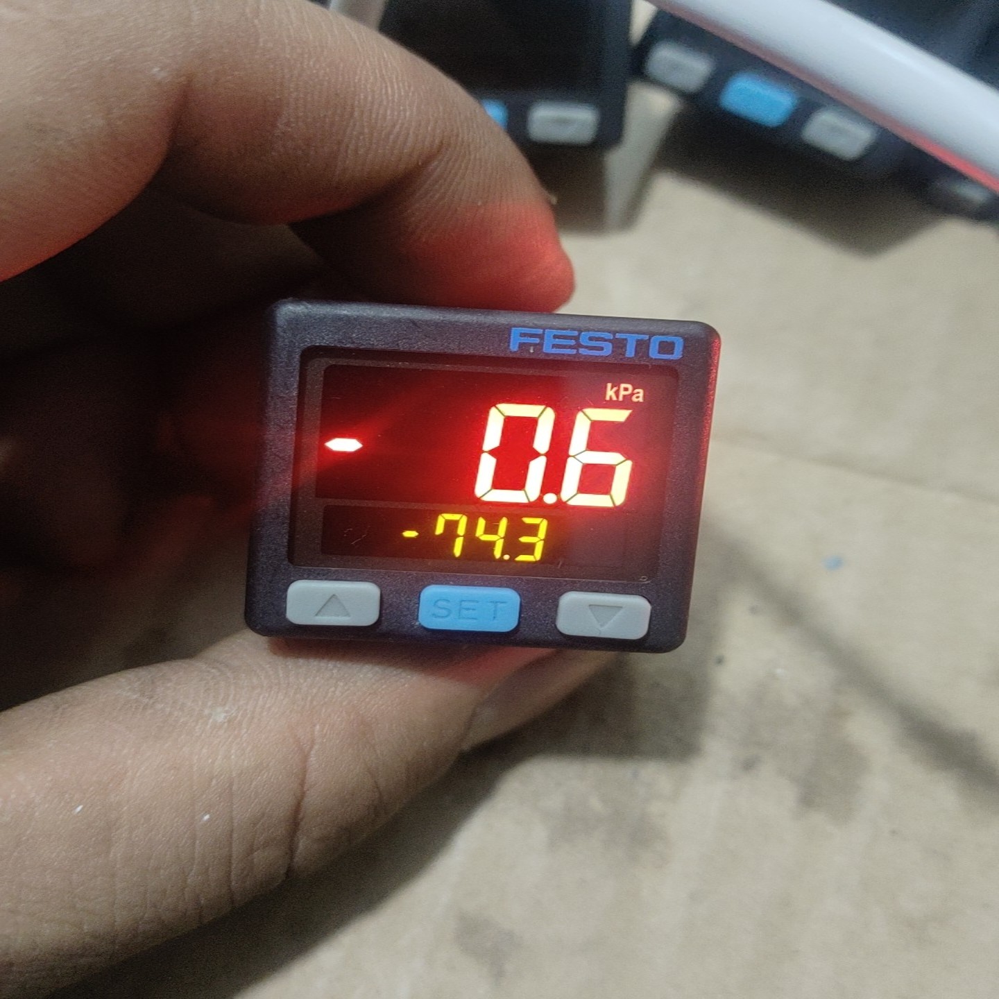 【请询价】FESTO费斯托数显压力表SPABT-B2-R18-2P-K