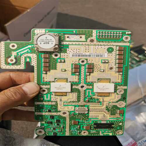 咨询-MRF6S21190HS2个MW71C2240NB芯片