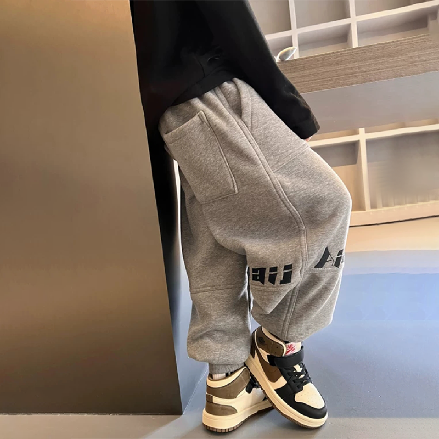 男童加绒裤子秋冬款儿童运动裤中大童冬季一体绒男孩宽松卫裤外穿