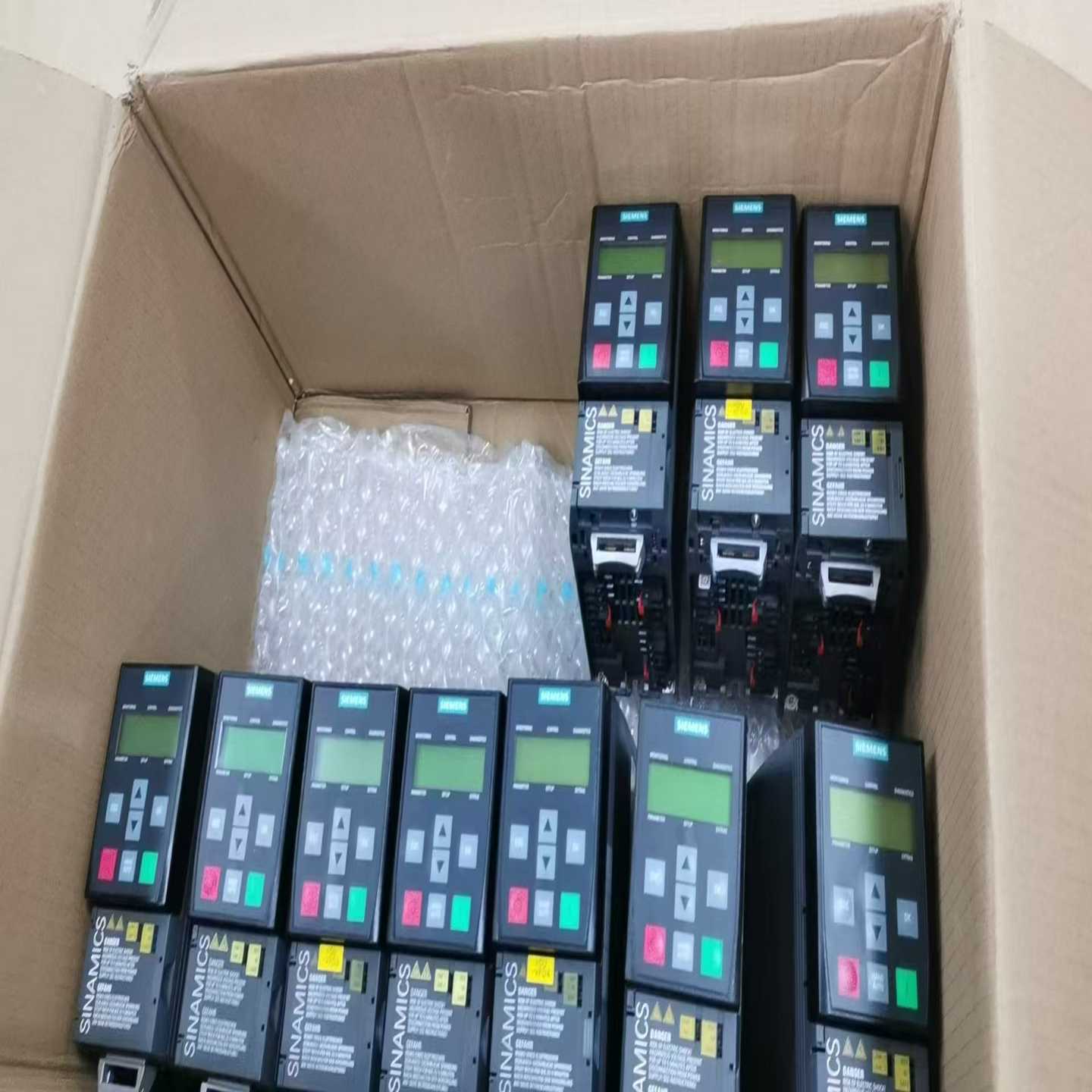 6SL3210-1KE11-8UF299新功能完好，现货--议价商品