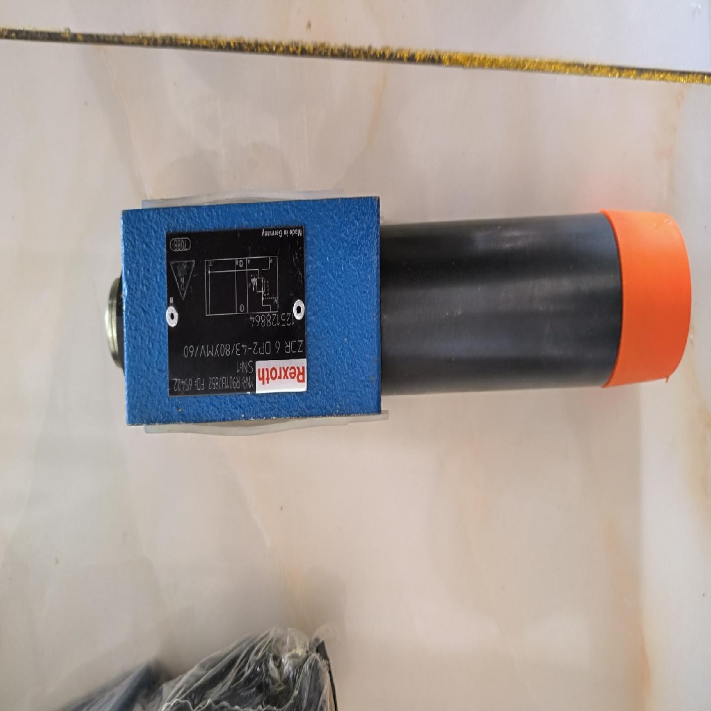 ZDR 6 DP2-4380YMV60    物料编号；议价