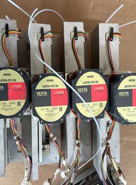 东方A5954-9215K步进电机，西门子拆机注射泵。--议价商品