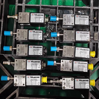 Validyne压力变送器P55A1A456S4F9带4议价
