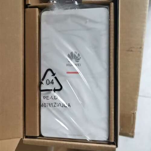 溢价-W826P是一款XGSPON万兆上行面板式WiF