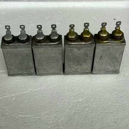 (重工机械)41121西电备用箱里找出刻字的0.5600V电容