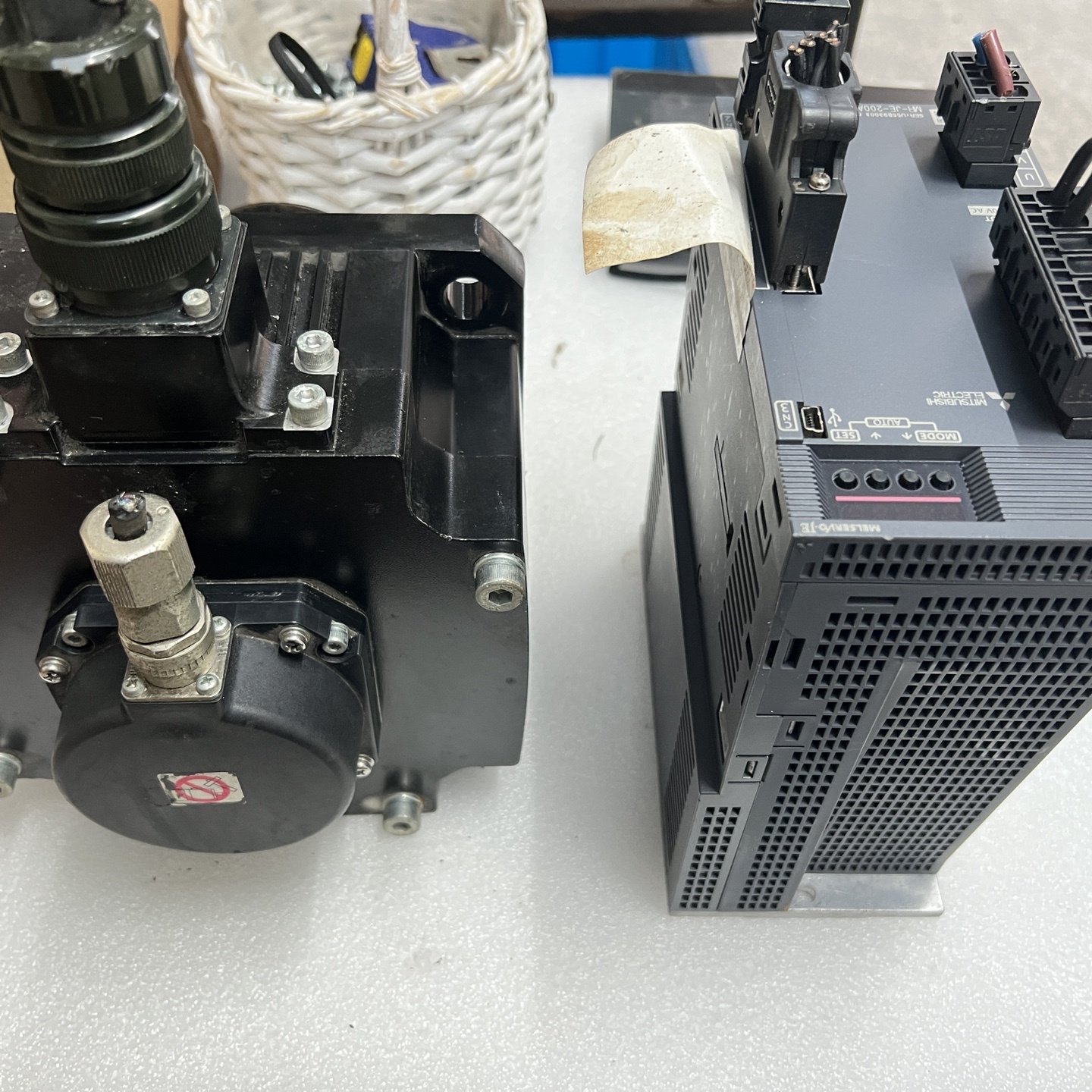 三菱JE系列2KW驱动器电机议价,电子元器件市场,其它元器件,淘宝优惠券,粉丝福利购,淘宝优惠卷