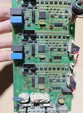 众辰空压机XLTP600T变频器主板55KW