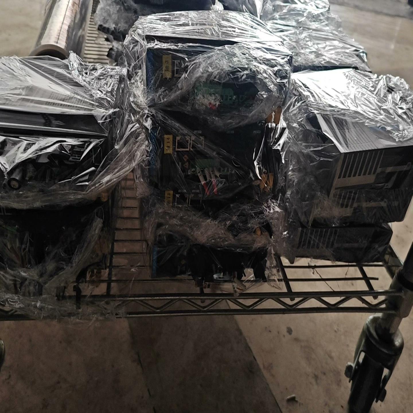 横川YOKOKAWA驱动器VXII-06-220（佳毅工控）