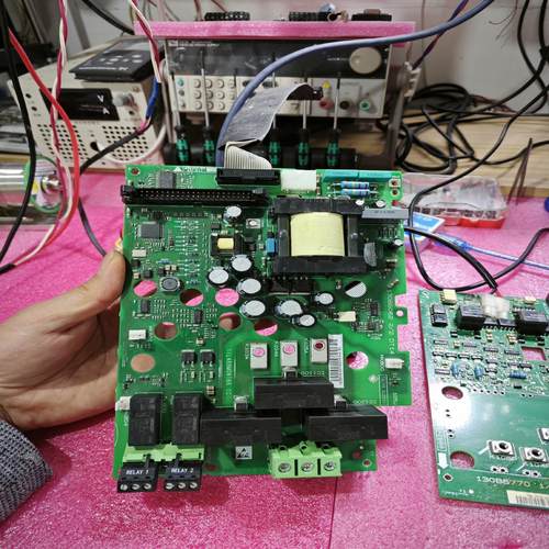 130B6062DT14丹佛斯变频器电源板询价
