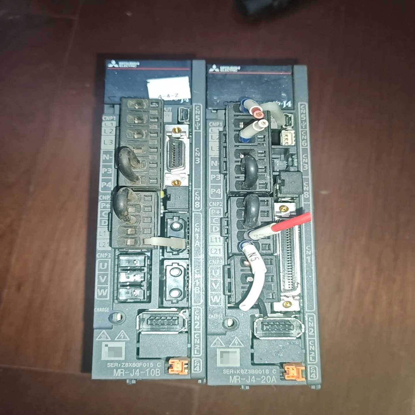 议价三菱伺服驱动器MR-J4-10B，MR-J4-20A，实物