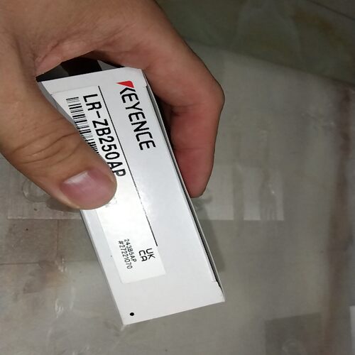 询价~KEYENCE基恩士激光传感器，型号:LR-ZB250AP,